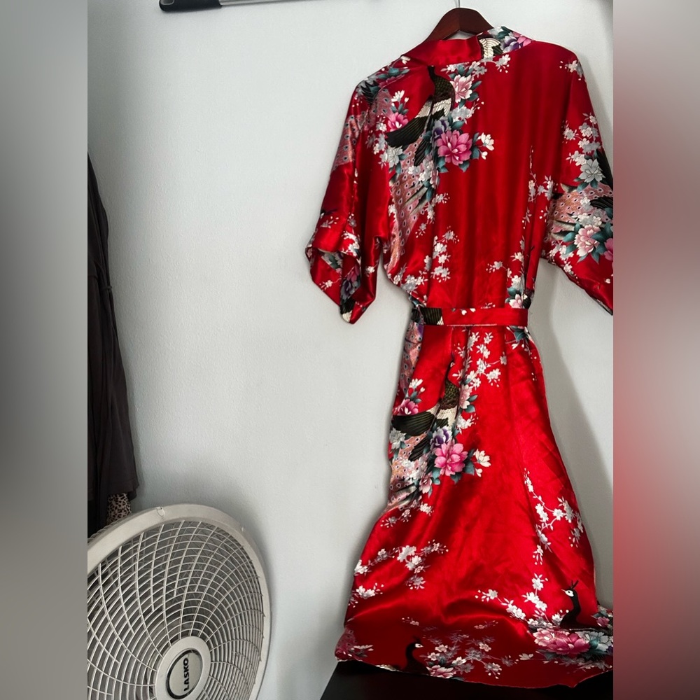 Japanese robe - Picture 2 of 2